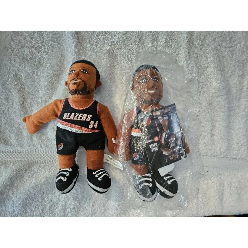 Two! Vintage NBA Portland Trail Blazers Basketball Dale Davis #34 Plush Buddy 8